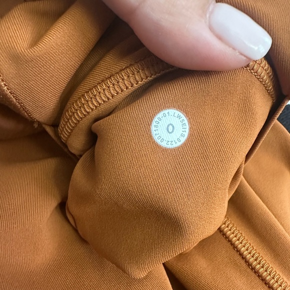 Lululemon Swift Speed High-Rise Tight 28"
Butternut Brown! EUC - Picture 7 of 7